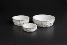 Load image into Gallery viewer, Carmel Ceramica Dog Food/Water Bowl
