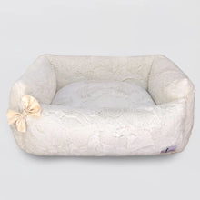 Load image into Gallery viewer, Dolce Vita Dog Bed

